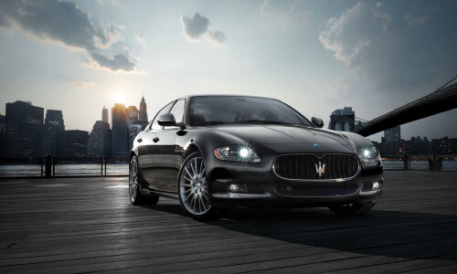 Maserati Quattroporte S #16