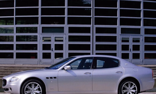 Maserati Quattroporte Sport GT #7
