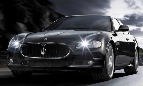 Maserati Quattroporte Sport GT #16