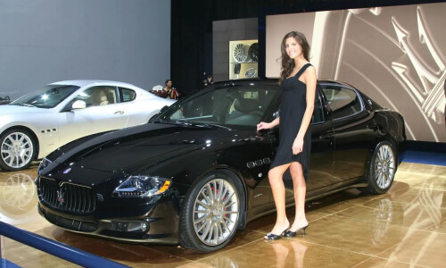 Maserati Quattroporte Sport GTS #9