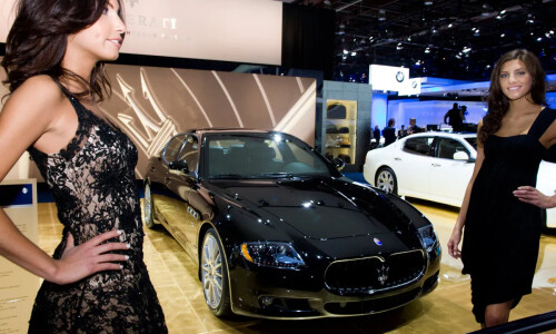 Maserati Quattroporte Sport GTS #10