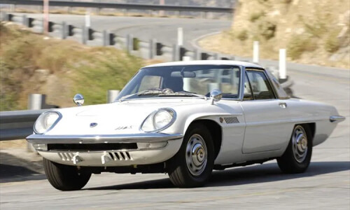 Mazda 110 S Cosmo #10