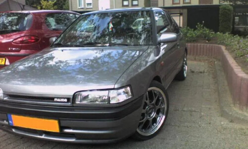 Mazda 323 #3