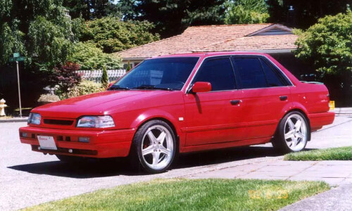 Mazda 323 #12