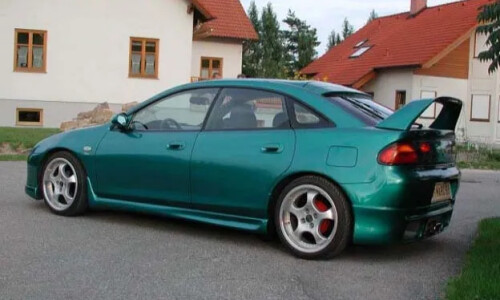 Mazda 323 #13