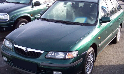 Mazda 626 Kombi #2