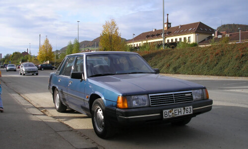Mazda 929 #9