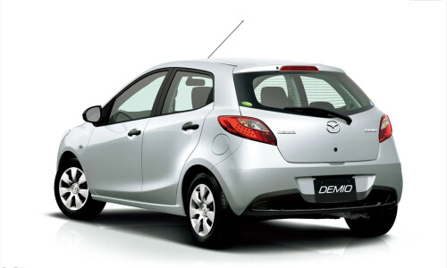 Mazda Demio #12