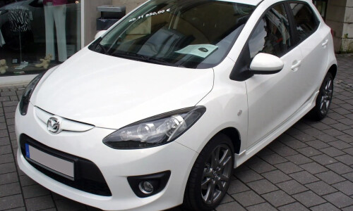 Mazda Mazda2 Fit for Fun #1
