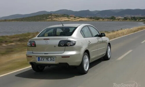 Mazda Mazda3 2.0 MZR #1