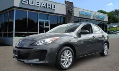 Mazda Mazda3 Active #2