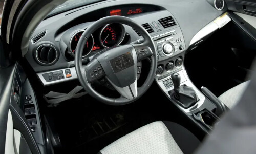 Mazda Mazda3 Active #9