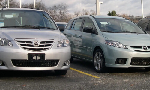Mazda MPV #4