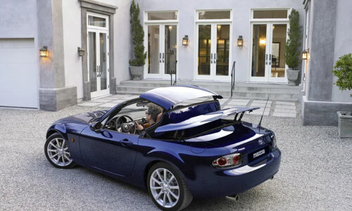 Mazda MX-5 Roadster-Coupé #2
