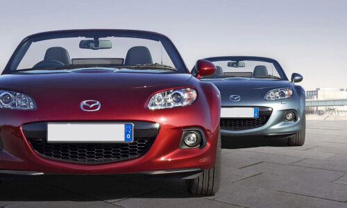 Mazda MX-5 Roadster-Coupé #8