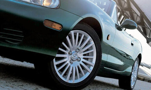 Mazda MX-5 Silver Blues #10