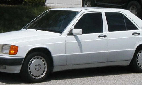 Mercedes-Benz 190 #10
