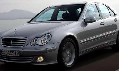 Mercedes-Benz 220 #4