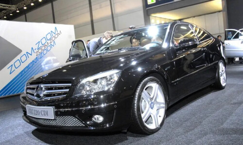 Mercedes-Benz 220 #9