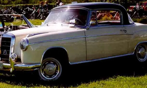 Mercedes-Benz 220 S Coupé #9