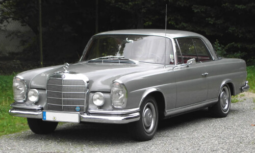 Mercedes-Benz 220 SE Coupé #1