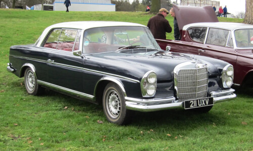 Mercedes-Benz 220 SE Coupé #6