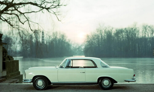Mercedes-Benz 220 SEb Coupé #1