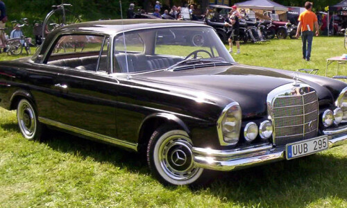 Mercedes-Benz 220 SEb Coupé #2
