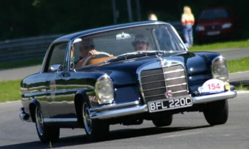 Mercedes-Benz 220 SEb Coupé #3