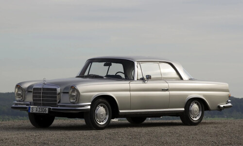 Mercedes-Benz 220 SEb Coupé #4