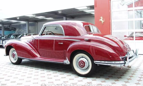 Mercedes-Benz 300 S Coupé #4