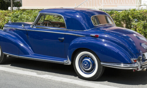 Mercedes-Benz 300 S Coupé #10