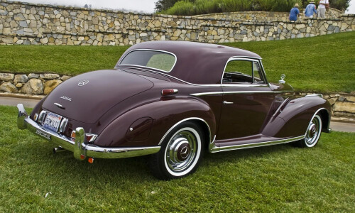 Mercedes-Benz 300 S Coupé #12