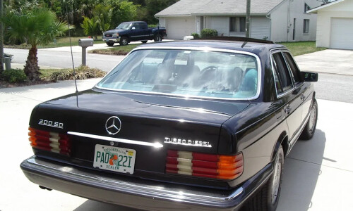 Mercedes-Benz 300 SD #6