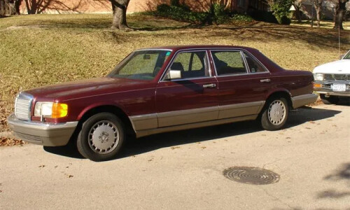 Mercedes-Benz 300 SD #7