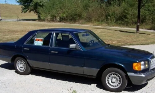 Mercedes-Benz 300 SD #9