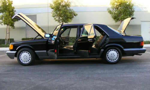 Mercedes-Benz 300 SE #10