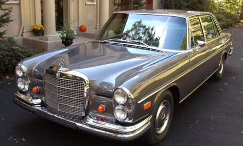 Mercedes-Benz 300 SEL 6.3 #5