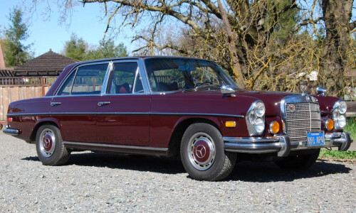 Mercedes-Benz 300 SEL 6.3 #10