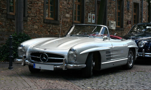 Mercedes-Benz 300 SL Roadster #1