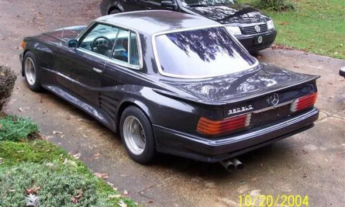Mercedes-Benz 350 SLC #16