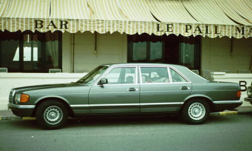 Mercedes-Benz 450 SEL #1
