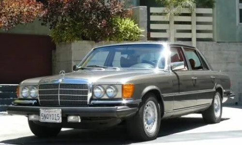 Mercedes-Benz 450 SEL 6.9 #3