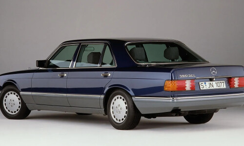 Mercedes-Benz 560 SEL #6