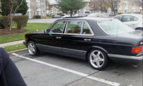 Mercedes-Benz 560 SEL #8