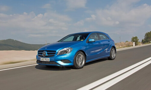 Mercedes-Benz A 200 #4