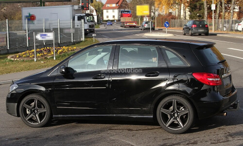Mercedes-Benz A 25 AMG #8