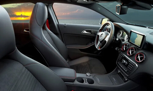 Mercedes-Benz A 250 Sport #8