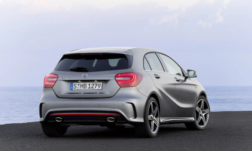Mercedes-Benz A 250 Sport #9