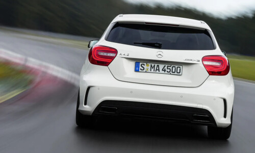 Mercedes-Benz A 45 AMG #4